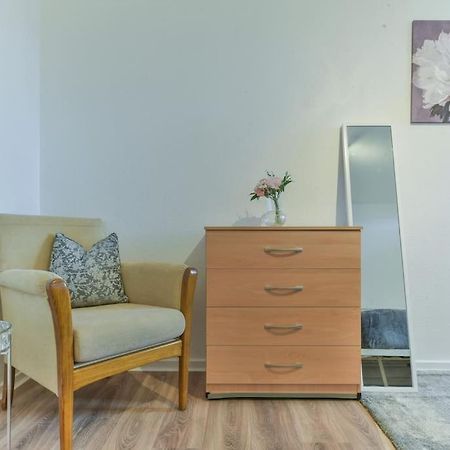 Nice Home In London, Central Peckham Bagian luar foto